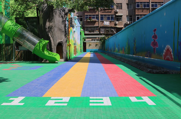 幼兒園懸浮地板上面可以停車行車嗎？